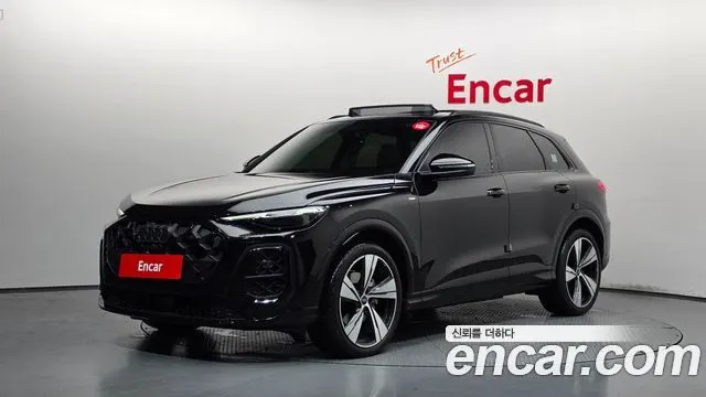 AUDI Q5 2025