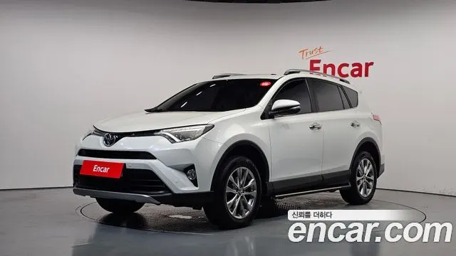 TOYOTA RAV4 2018