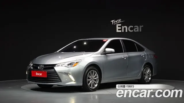 TOYOTA CAMRY 2015