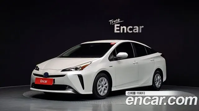 TOYOTA PRIUS 2022