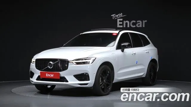 VOLVO XC60 2021