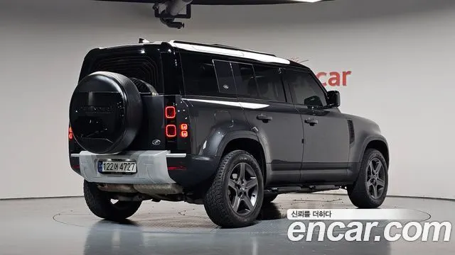 LAND ROVER DEFENDER 2023