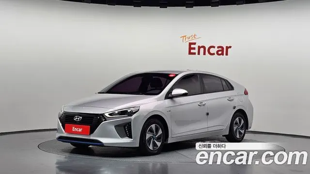 HYUNDAI IONIQ HYBRID 2017