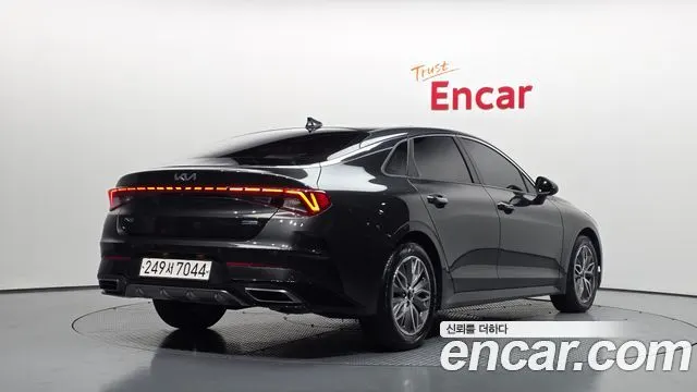 KIA K5 HYBRID 2022