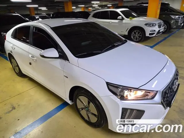 HYUNDAI IONIQ HYBRID 2020