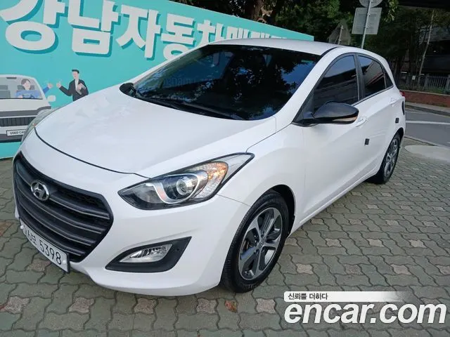 HYUNDAI I30 2016