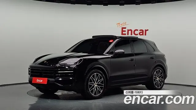 PORSCHE CAYENNE 2025