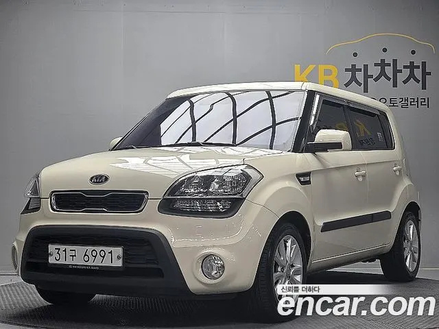 KIA SOUL 2012