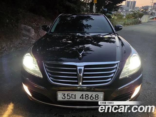 HYUNDAI EQUUS 2010