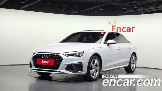 AUDI A4 2021