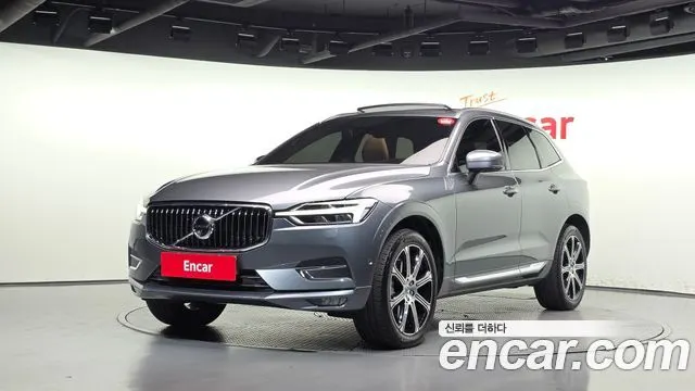 VOLVO XC60 2018