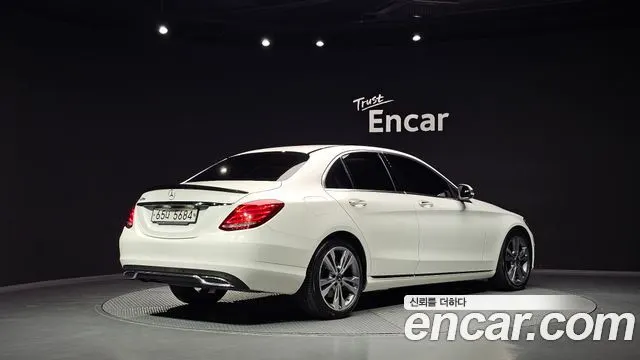 MERCEDES-BENZ C-CLASS W205 2018