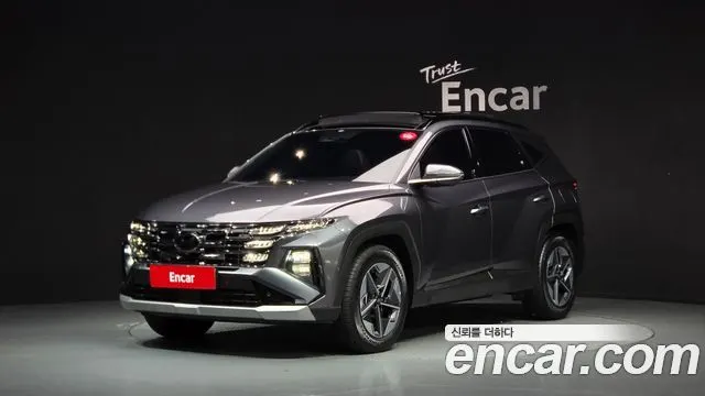 HYUNDAI TUCSON HYBRID 2025