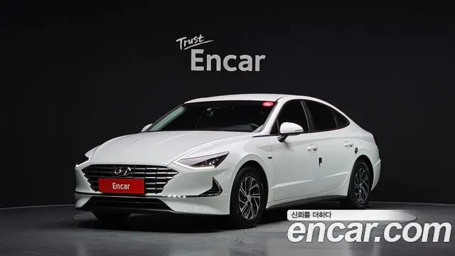 HYUNDAI SONATA HYBRID 2020