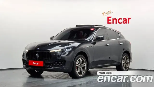 MASERATI LEVANTE 2017