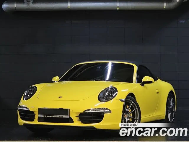 PORSCHE 911 2014