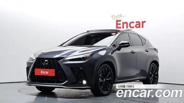 LEXUS NX450H+ 2025