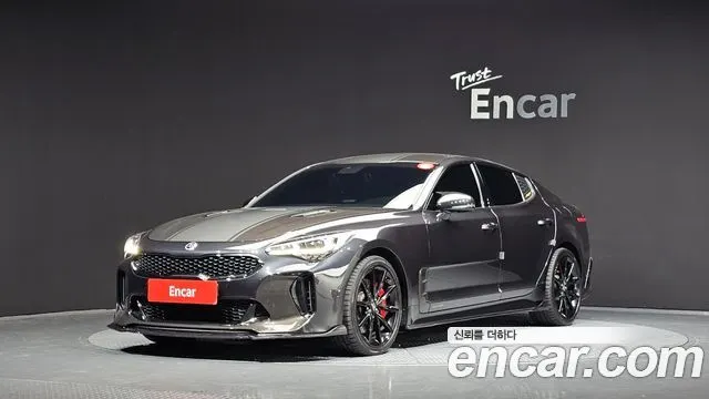 KIA STINGER 2019