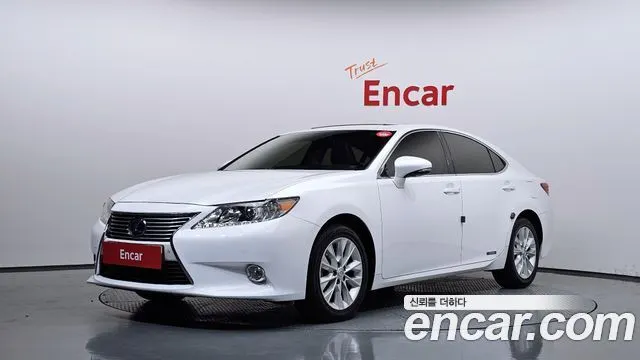 LEXUS ES300H 2013