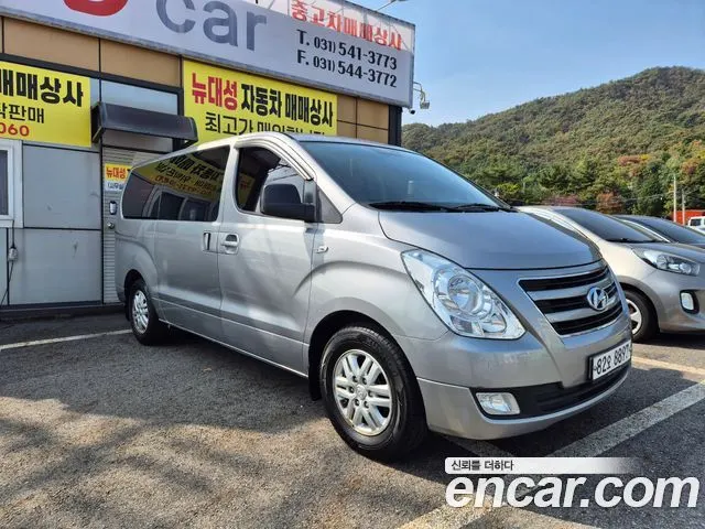 HYUNDAI GRAND STAREX 2016