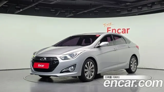HYUNDAI I40 SALOON 2012