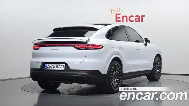 PORSCHE CAYENNE 2021