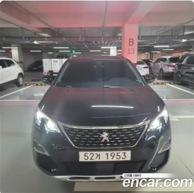 PEUGEOT 3008 2018