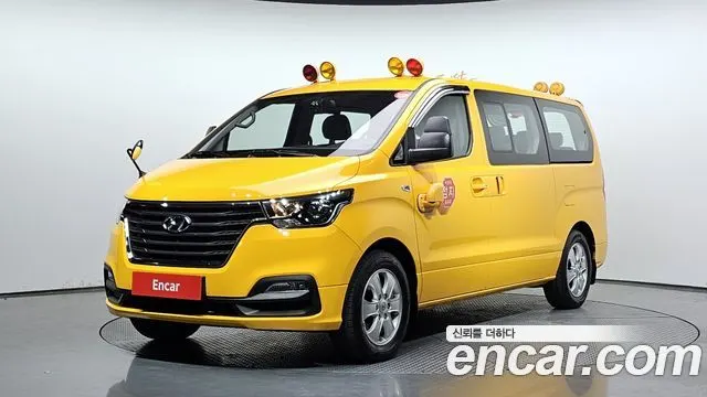 HYUNDAI GRAND STAREX 2021