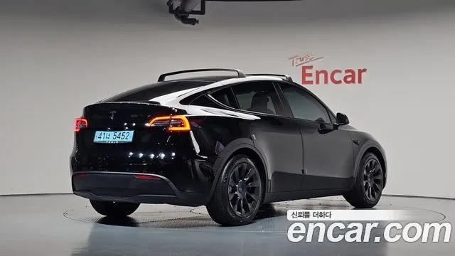 TESLA MODEL Y 2021