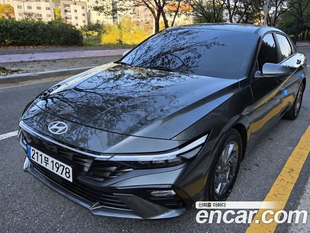 HYUNDAI AVANTE HYBRID 2024