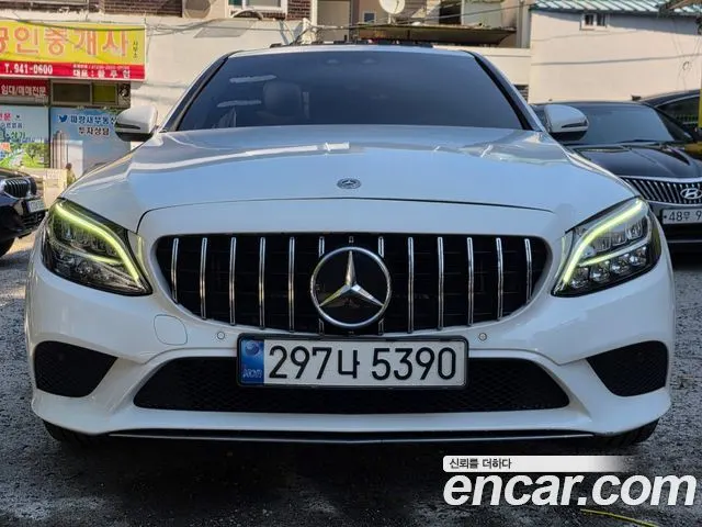MERCEDES-BENZ C-CLASS W205 2020