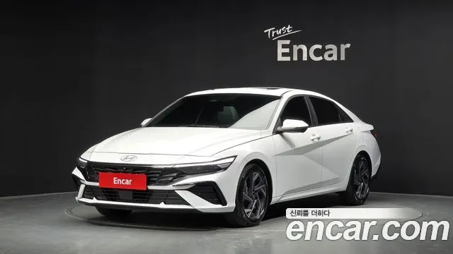 HYUNDAI AVANTE HYBRID 2024