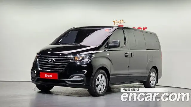 HYUNDAI GRAND STAREX 2018