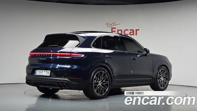 PORSCHE CAYENNE 2024