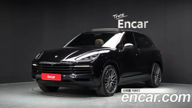 PORSCHE CAYENNE 2021