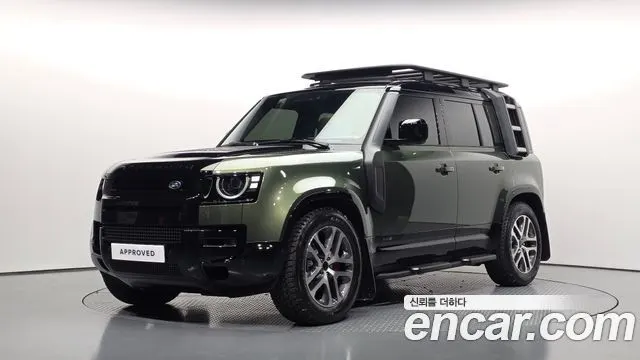 LAND ROVER DEFENDER 2026
