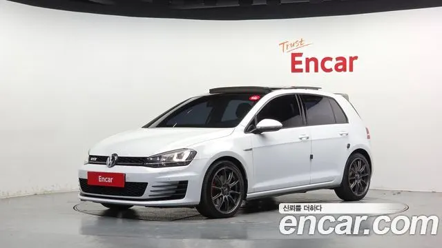VOLKSWAGEN GOLF 2016