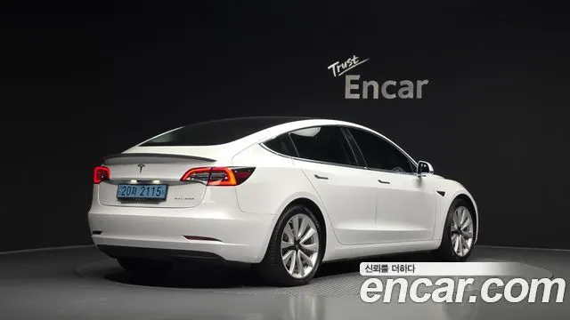 TESLA MODEL 3 2020