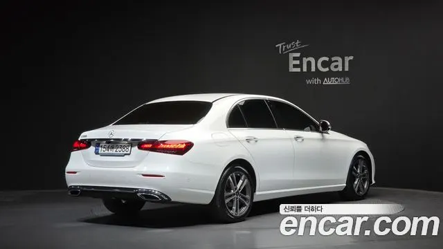 MERCEDES-BENZ E-CLASS W213 2023