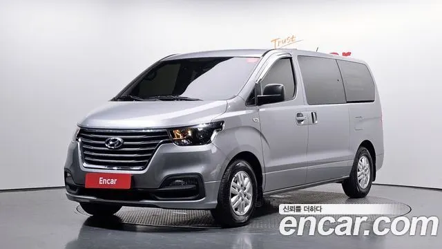 HYUNDAI GRAND STAREX — из Кореи под ключ