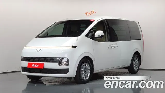 HYUNDAI STARIA 2026