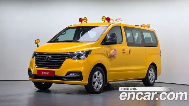 HYUNDAI GRAND STAREX 2020