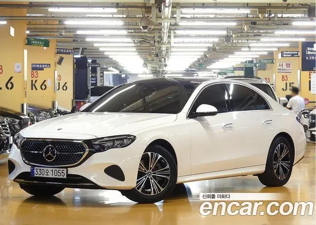 MERCEDES-BENZ E-CLASS W214 2026