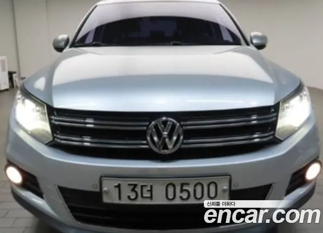 VOLKSWAGEN TIGUAN 2016