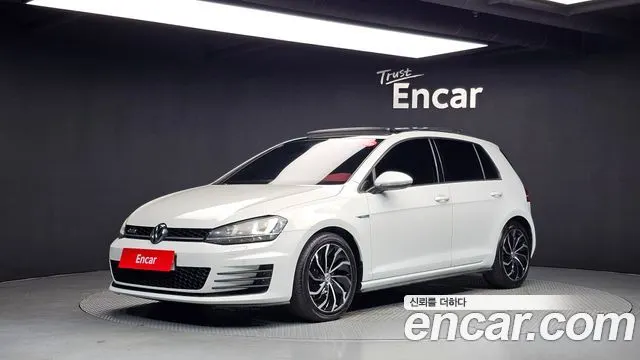 VOLKSWAGEN GOLF 2016
