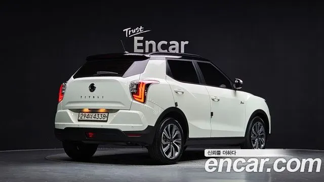 KGM VERY NEW TIVOLI 2020