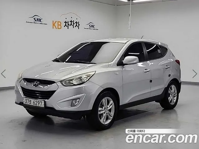 HYUNDAI TUCSON 2012