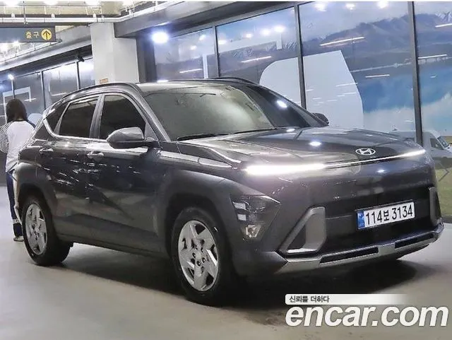 HYUNDAI KONA 2023