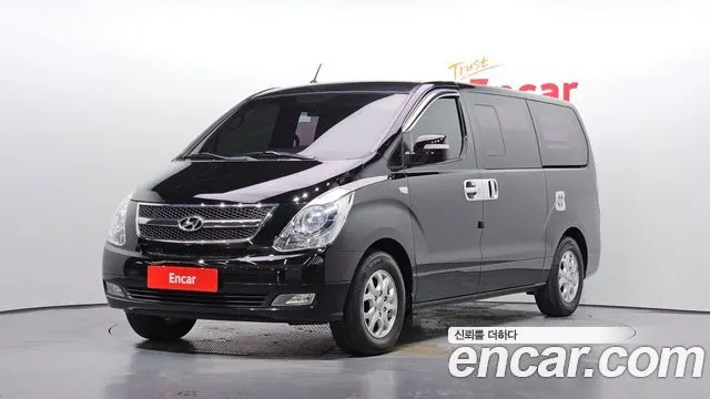 HYUNDAI GRAND STAREX 2015