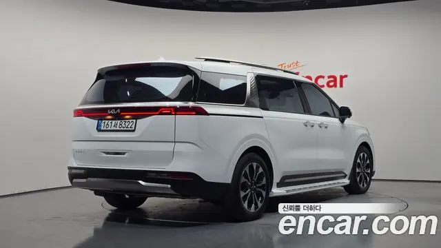 KIA CARNIVAL 2023
